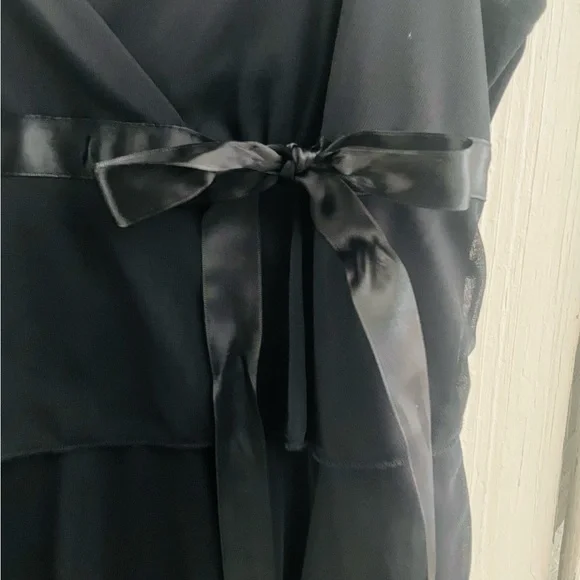 Charlotte Russe Spaghetti Strap Smocked Ruffle Muni Dress - Picture 6 of 7